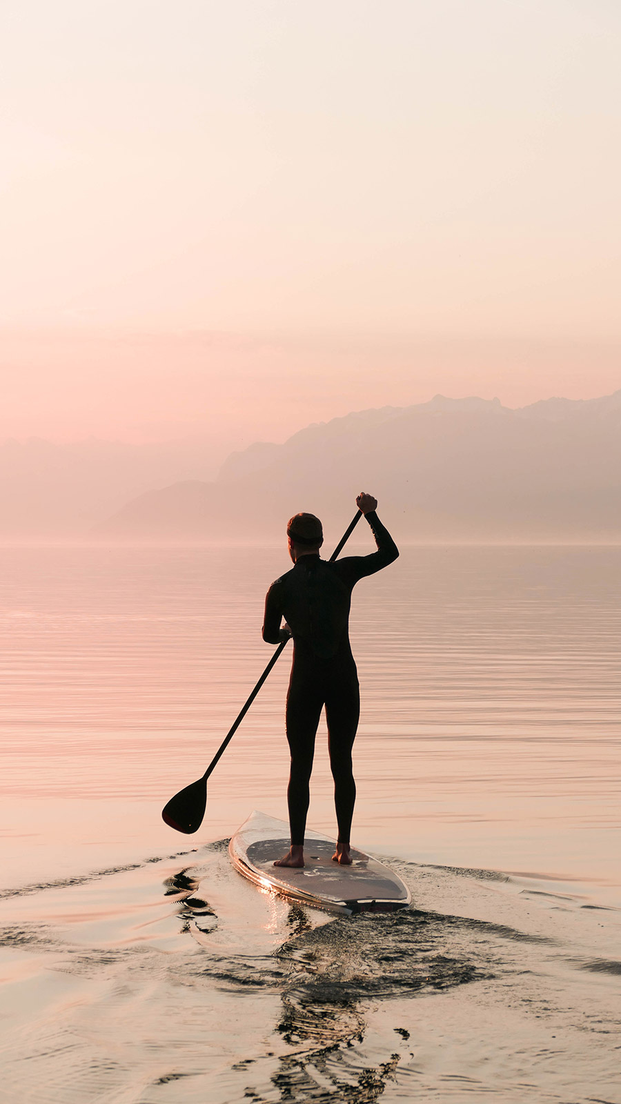 Stand up paddle on Geneva lake - Author: Maja Mielęcka